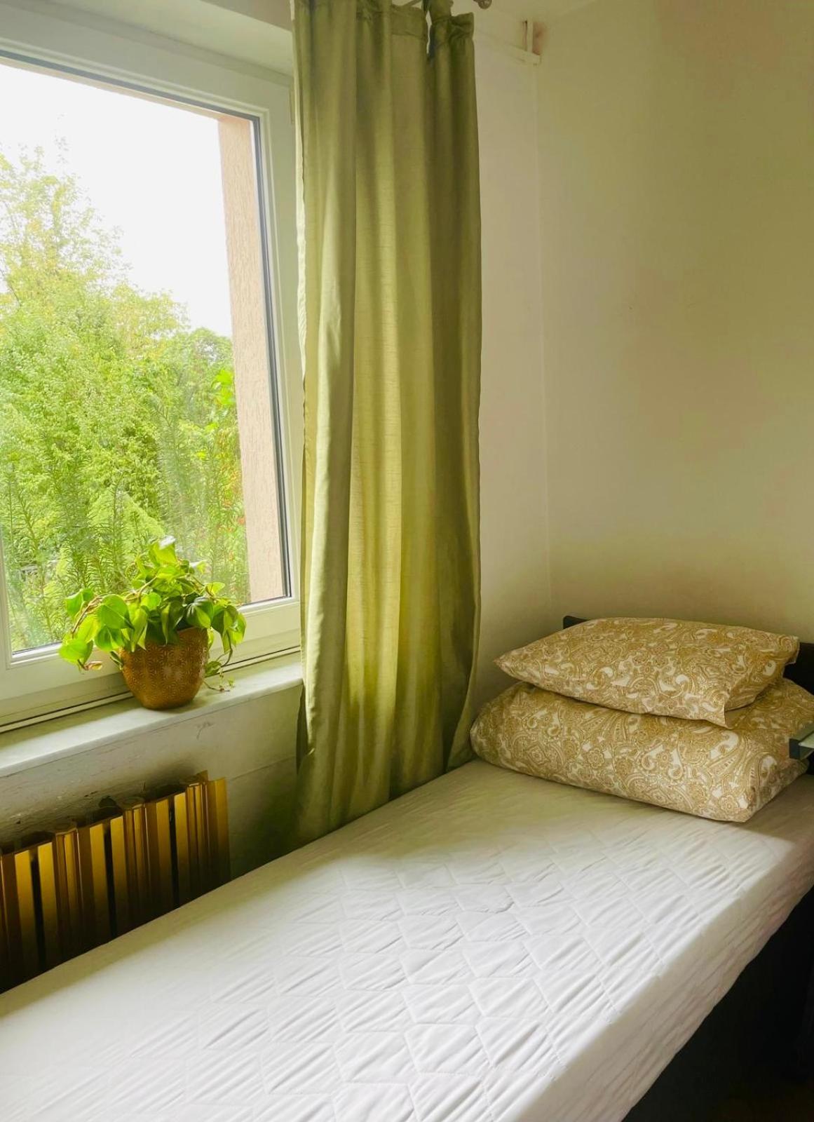 Hostel Tolek Варшава Экстерьер фото